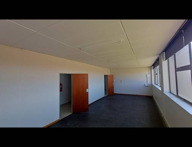 BUSINESS PROPERTY TO RENT IN ROOIHUISKRAAL